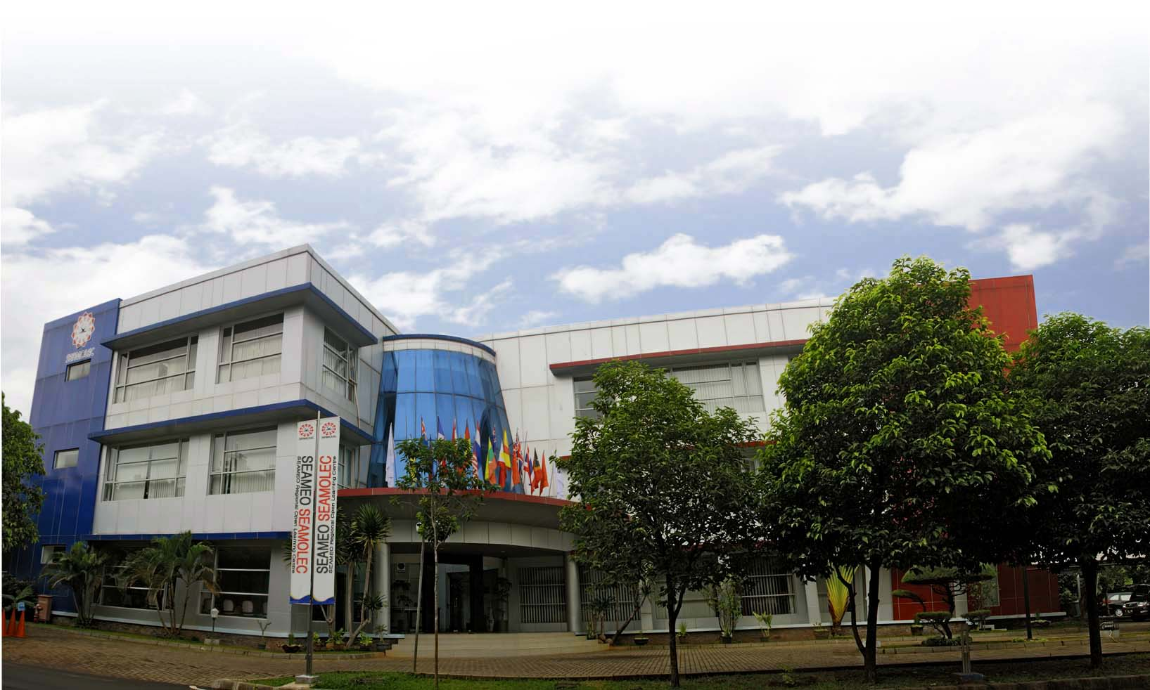 The Southeast Asian Ministers of Education Organization -  Regional Open Learning Center